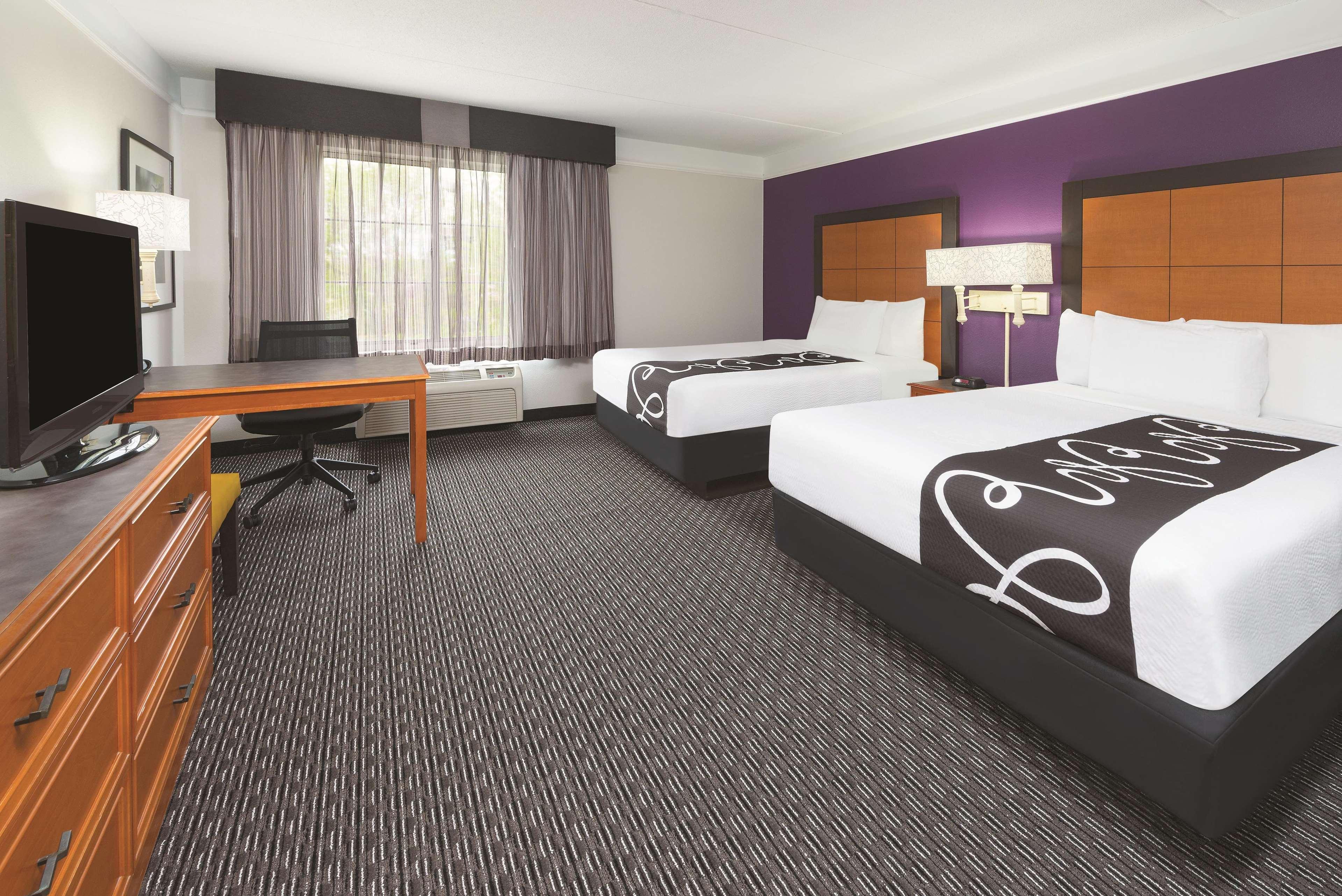 La Quinta By Wyndham St. Louis Westport Otel Maryland Heights Dış mekan fotoğraf