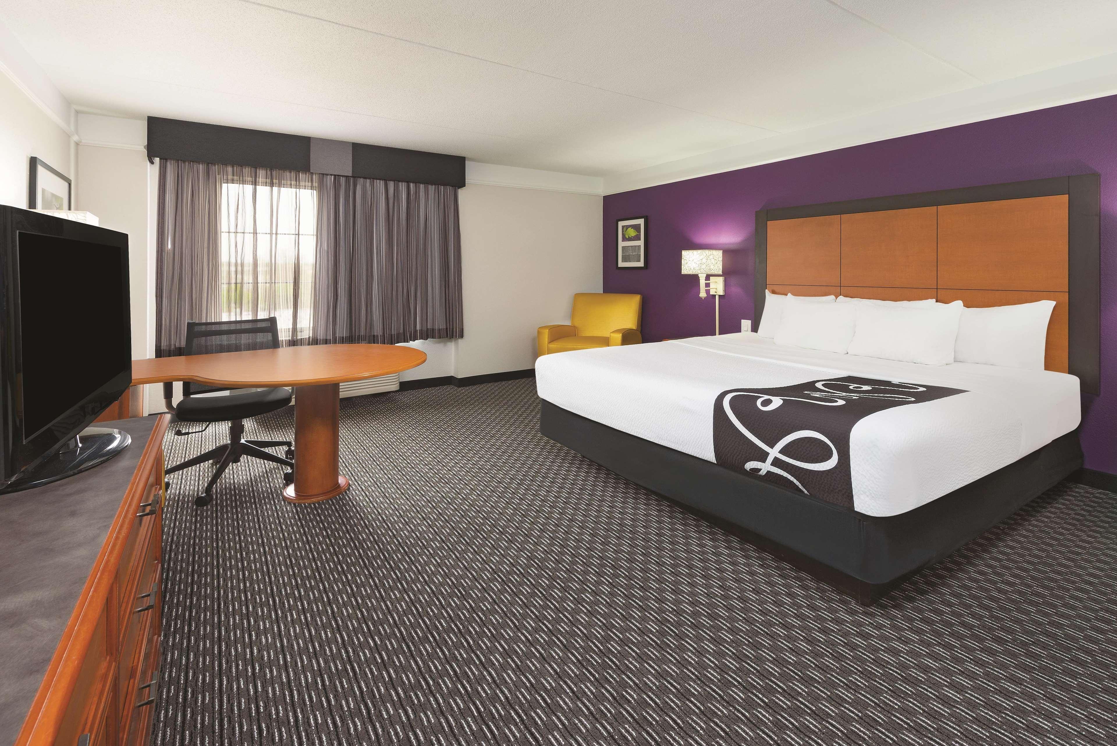 La Quinta By Wyndham St. Louis Westport Otel Maryland Heights Dış mekan fotoğraf
