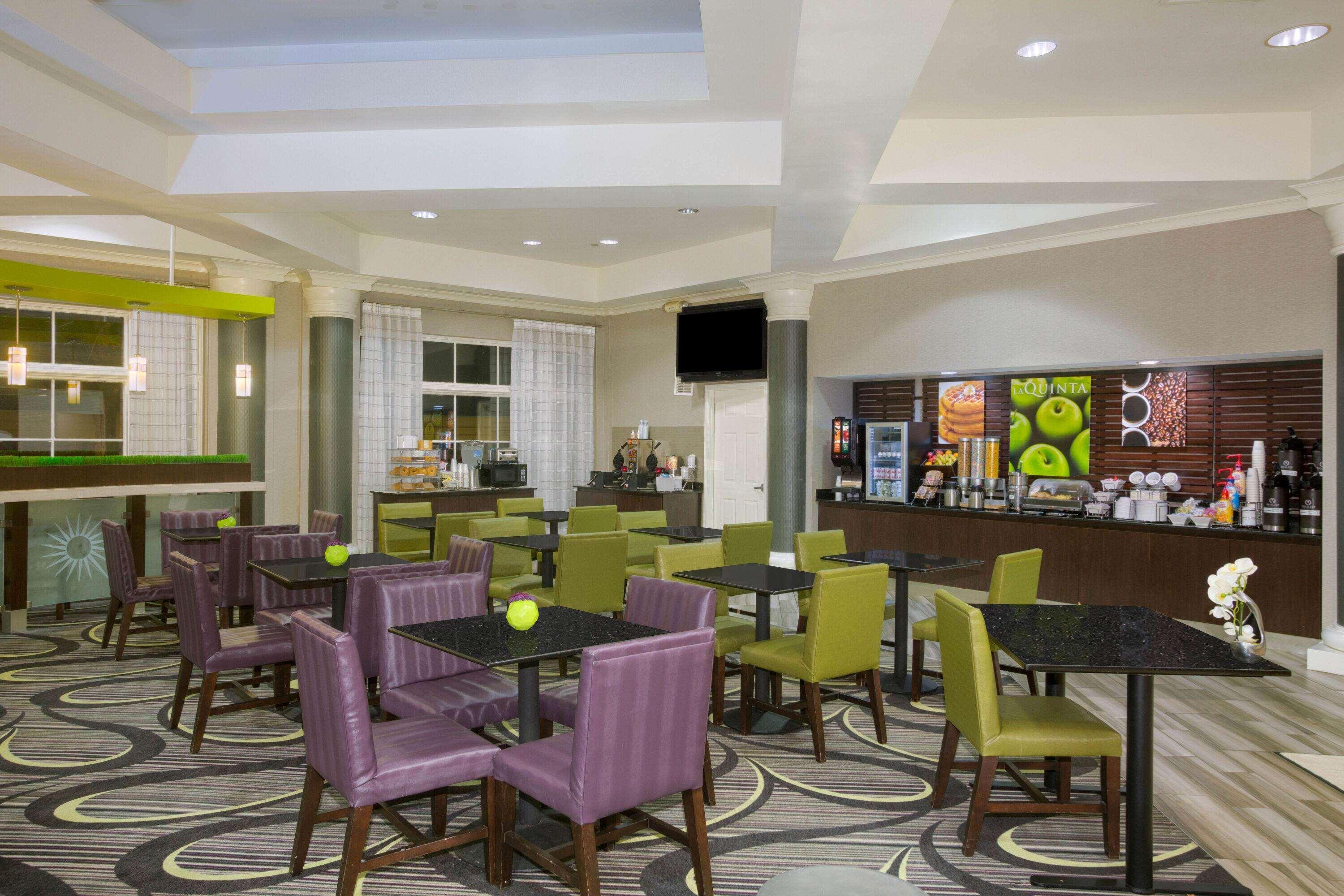 La Quinta By Wyndham St. Louis Westport Otel Maryland Heights Dış mekan fotoğraf