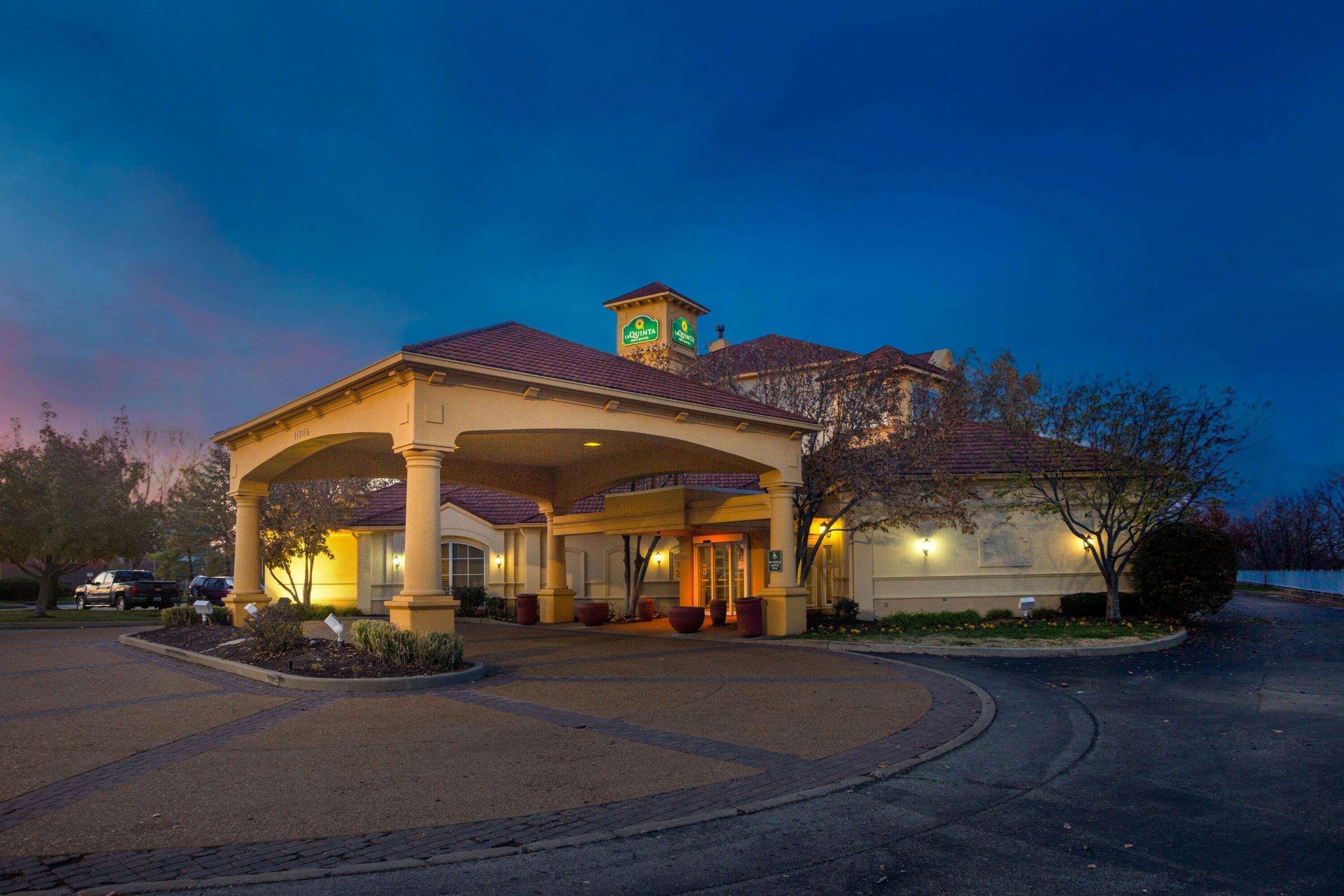 La Quinta By Wyndham St. Louis Westport Otel Maryland Heights Dış mekan fotoğraf