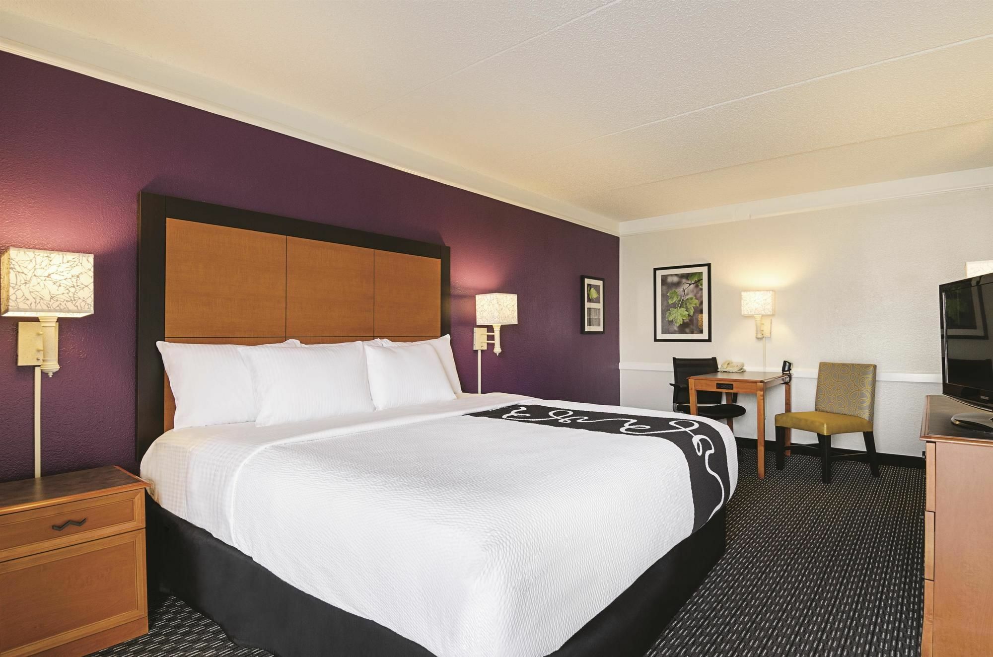 La Quinta By Wyndham St. Louis Westport Otel Maryland Heights Dış mekan fotoğraf