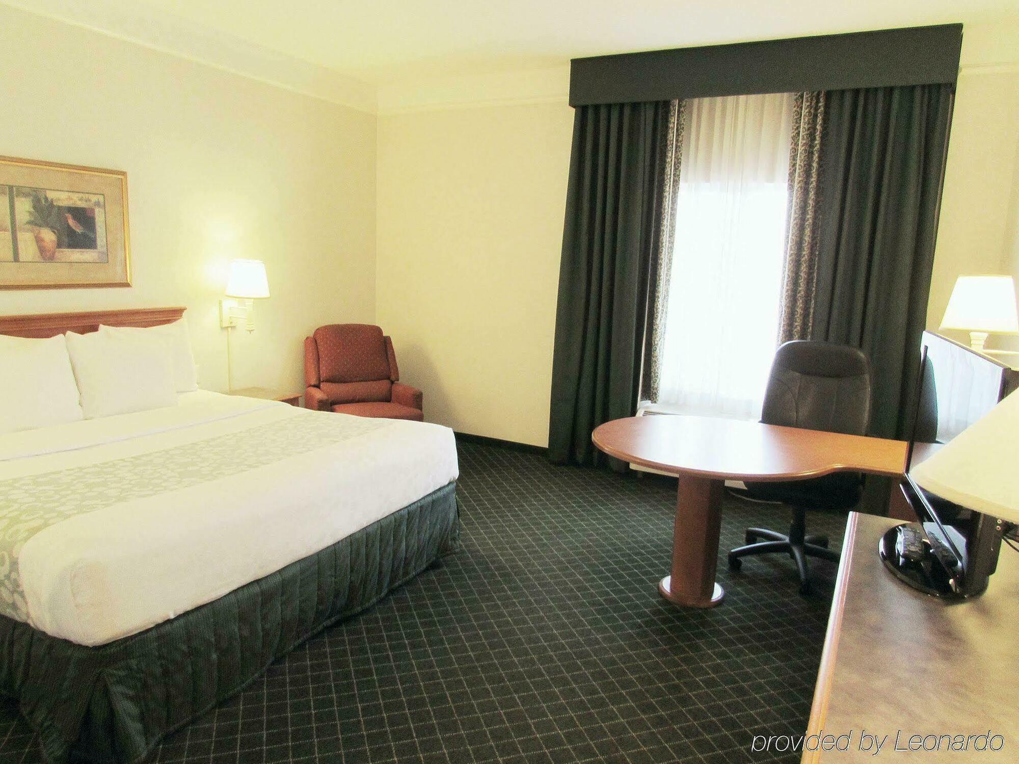 La Quinta By Wyndham St. Louis Westport Otel Maryland Heights Dış mekan fotoğraf